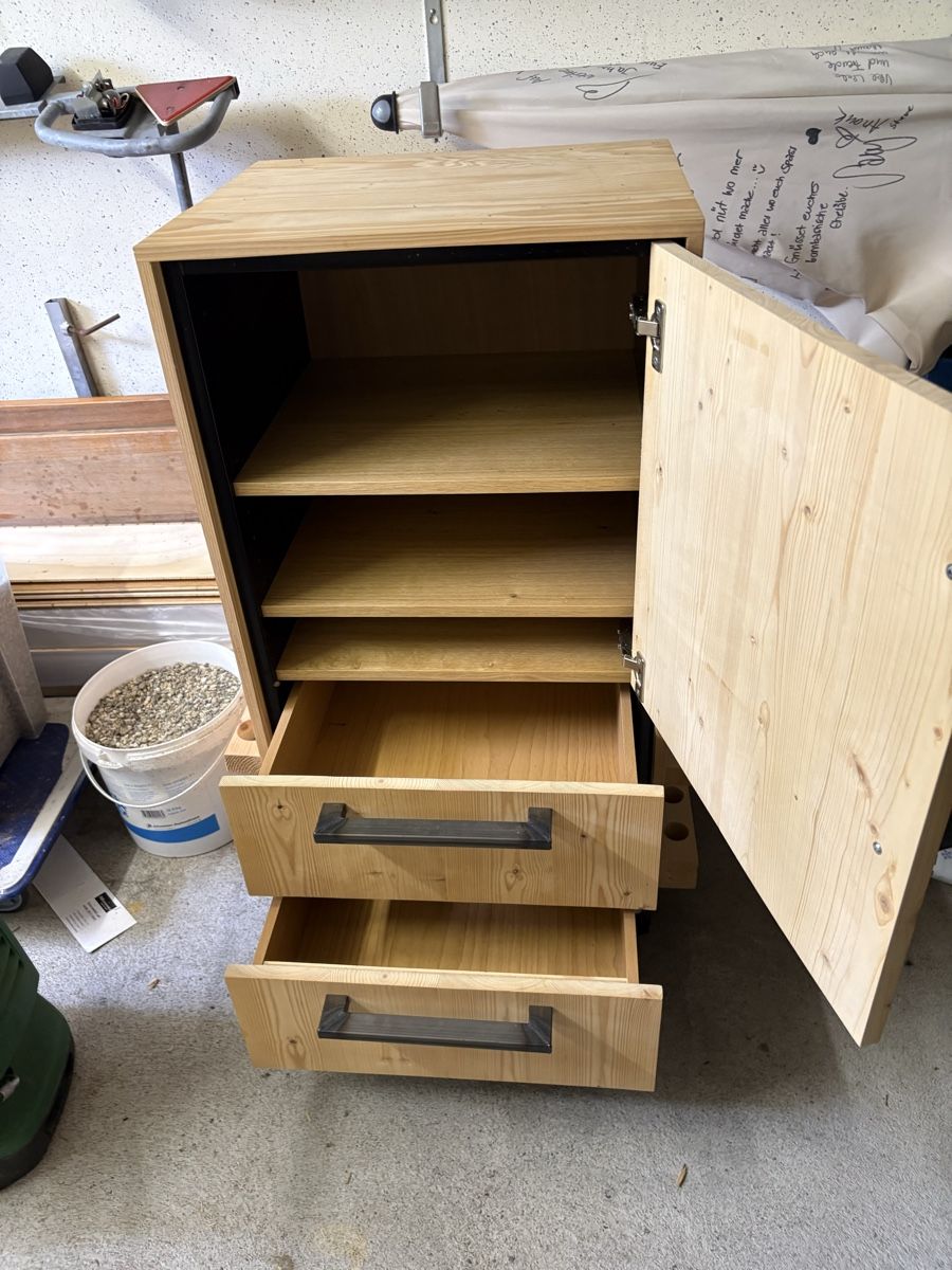 Commodes: Angelmöbel – D'occasion à Hendschiken par Niloc 3