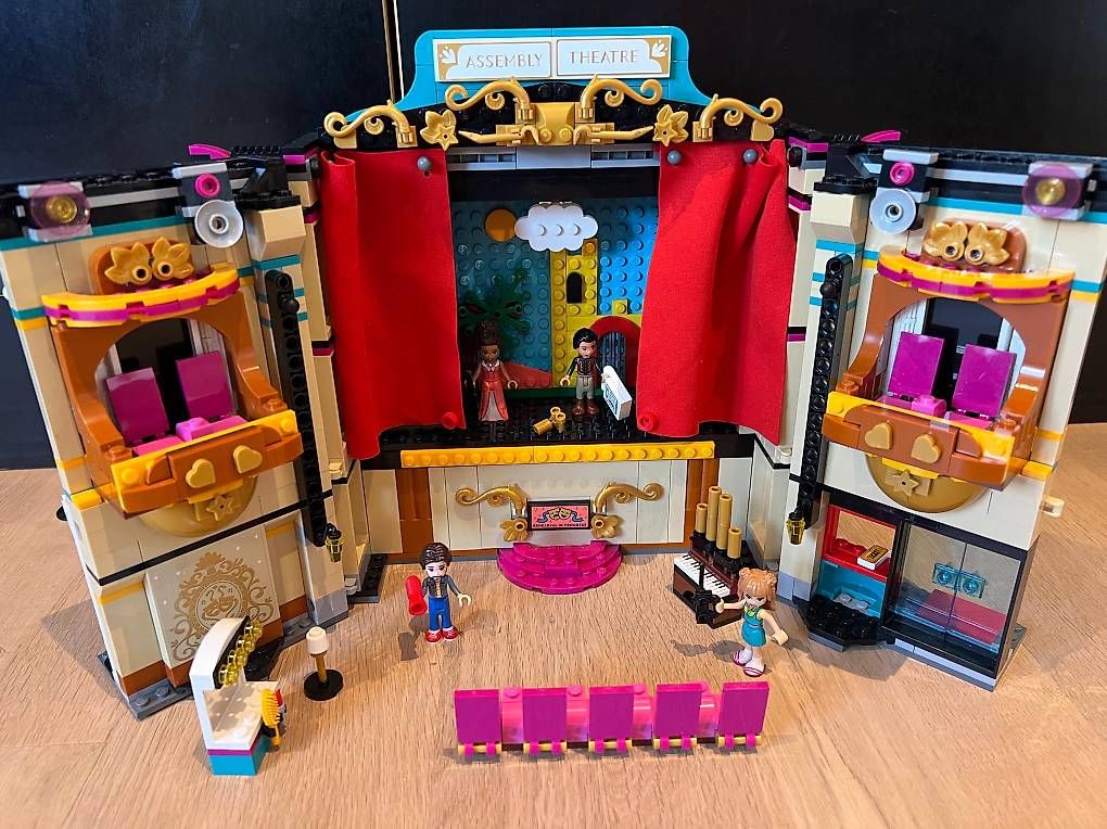 Giocattoli: Lego Friends Theater – Usato da Ostermundigen venduto da NicoleHornwall 1