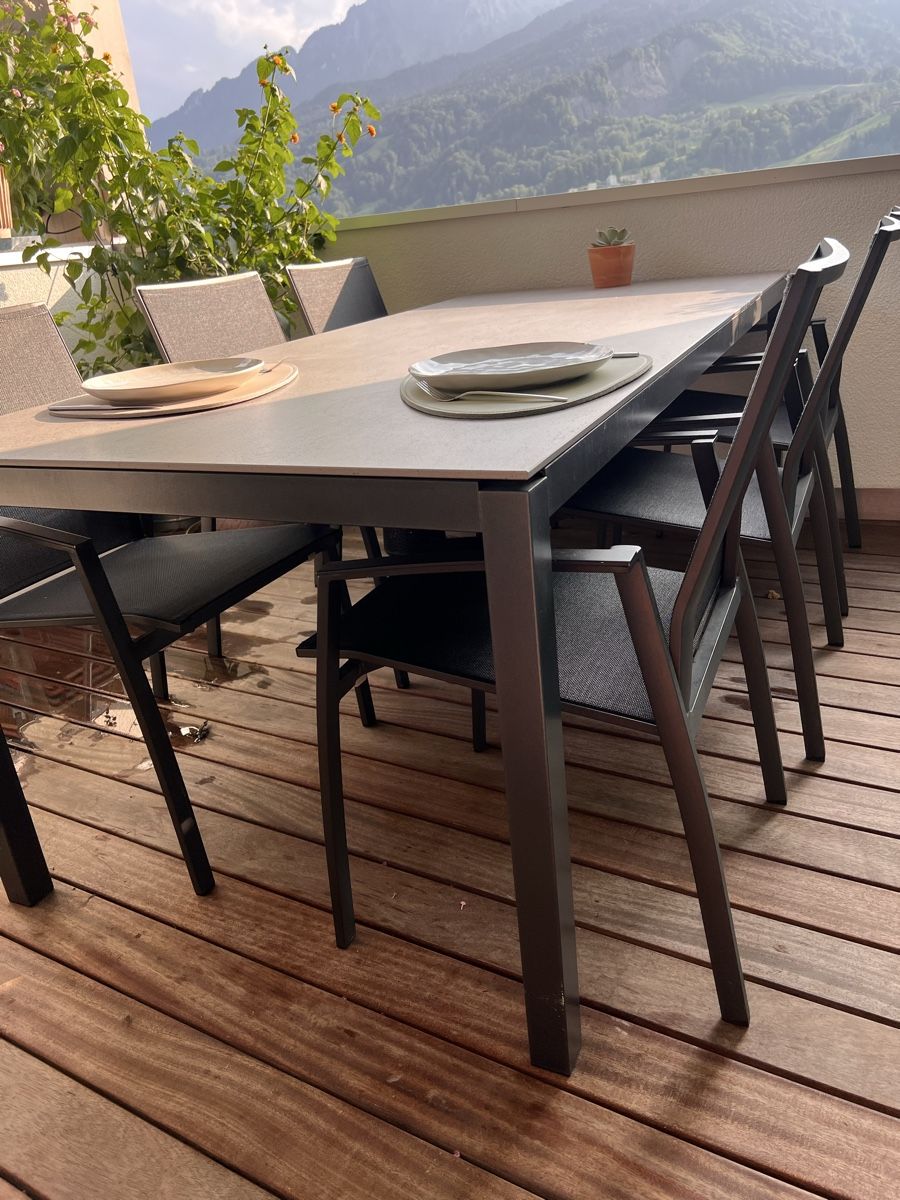 Tavoli: Gartentisch mit 6 Stühlen Aluminium robust – Usato da Horw venduto da JasminIsenschmid 1