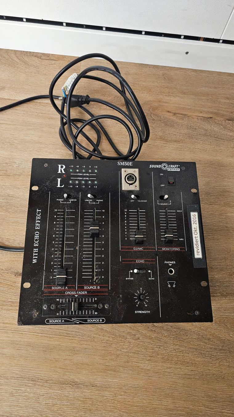 Console di mixaggio: 3 Kanal Mixer SM50E – Usato da Cham venduto da cgroove
