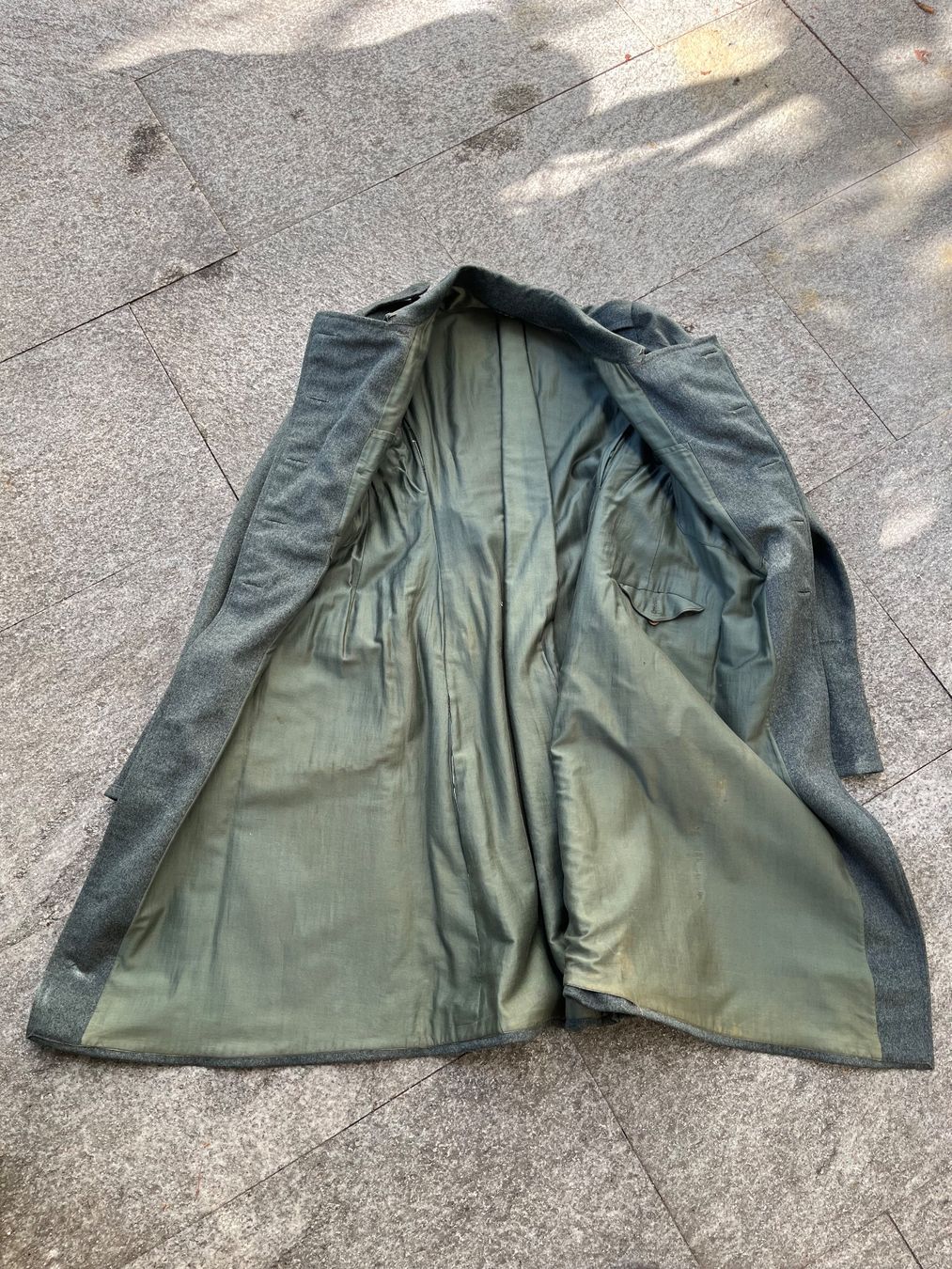 Schweizer Armee Uniformi: Mantel Militär Offizier WW2 – Usato da Bottmingen venduto da Puffsack 2