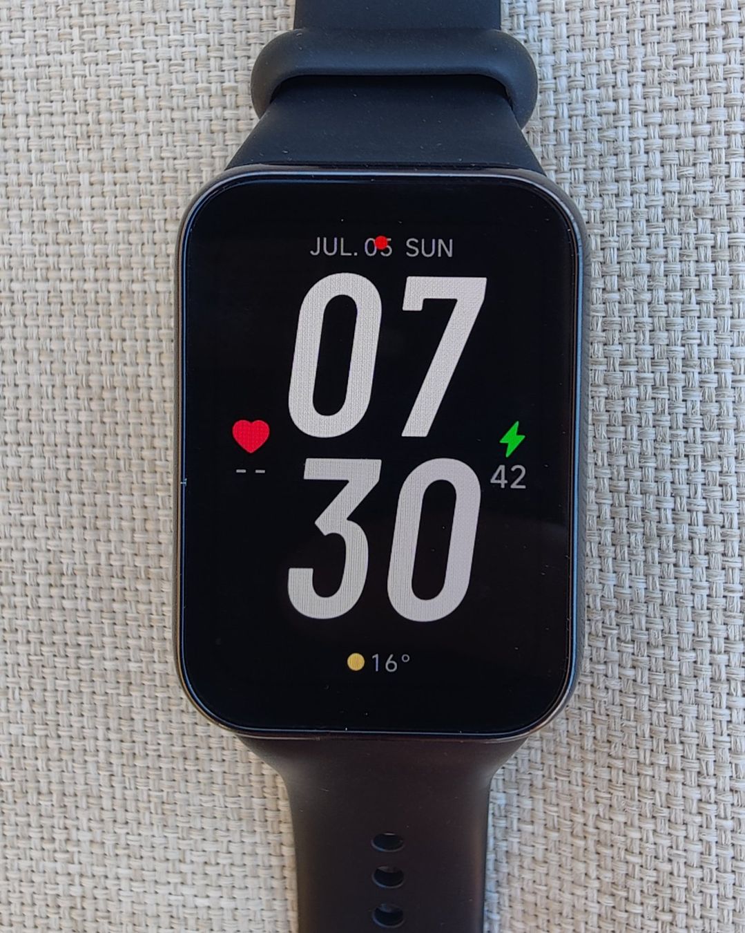 Xiaomi Smartwatch: Xiaomi Smart Band 8 Pro Schwarz + Ladekabel – Usato da Zürich venduto da j00e 3