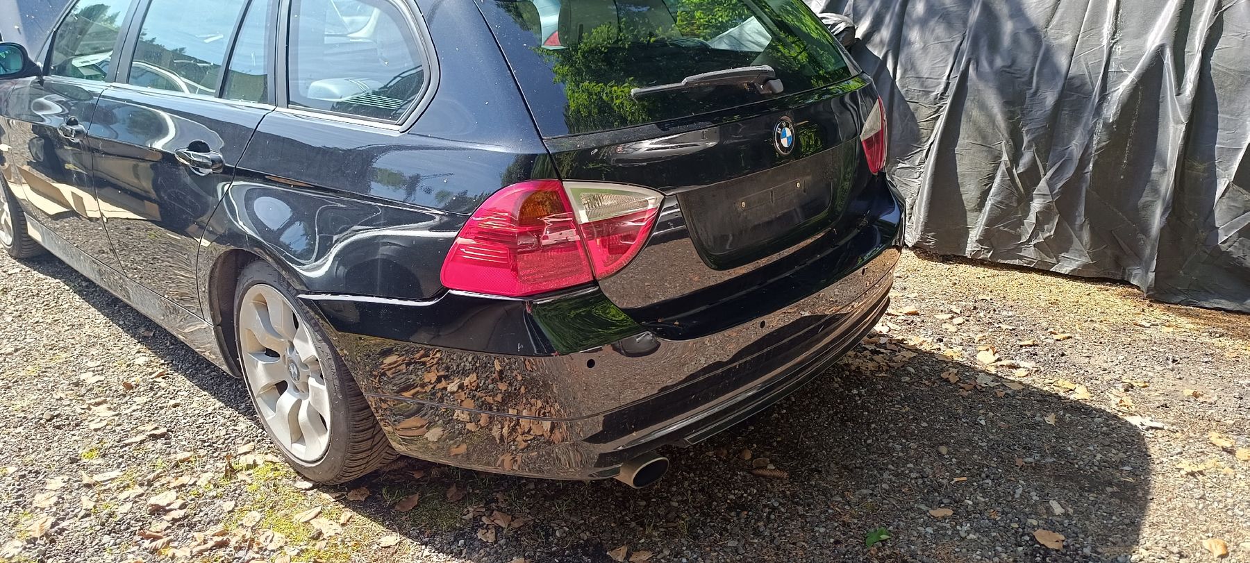 BMW Tutti pezzi di ricambio auto: Türe HL E91 Schwarz Metallic 475 – Usato da Zihlschlacht venduto da bra_tr2r 2