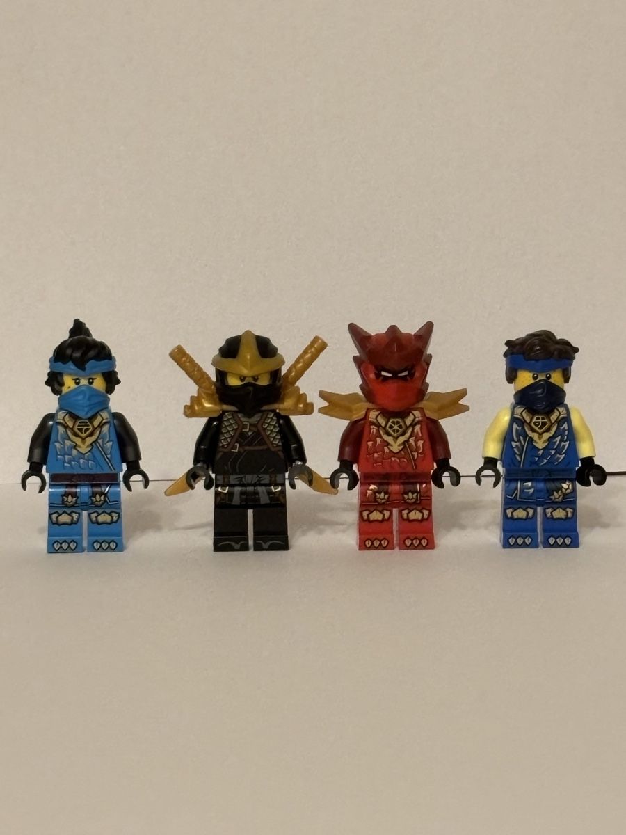 Lego Kit di costruzioni: 4 Lego Ninjago Minifiguren Set – Nuovo (secondo la descrizione) da Uster venduto da moh_wmq9