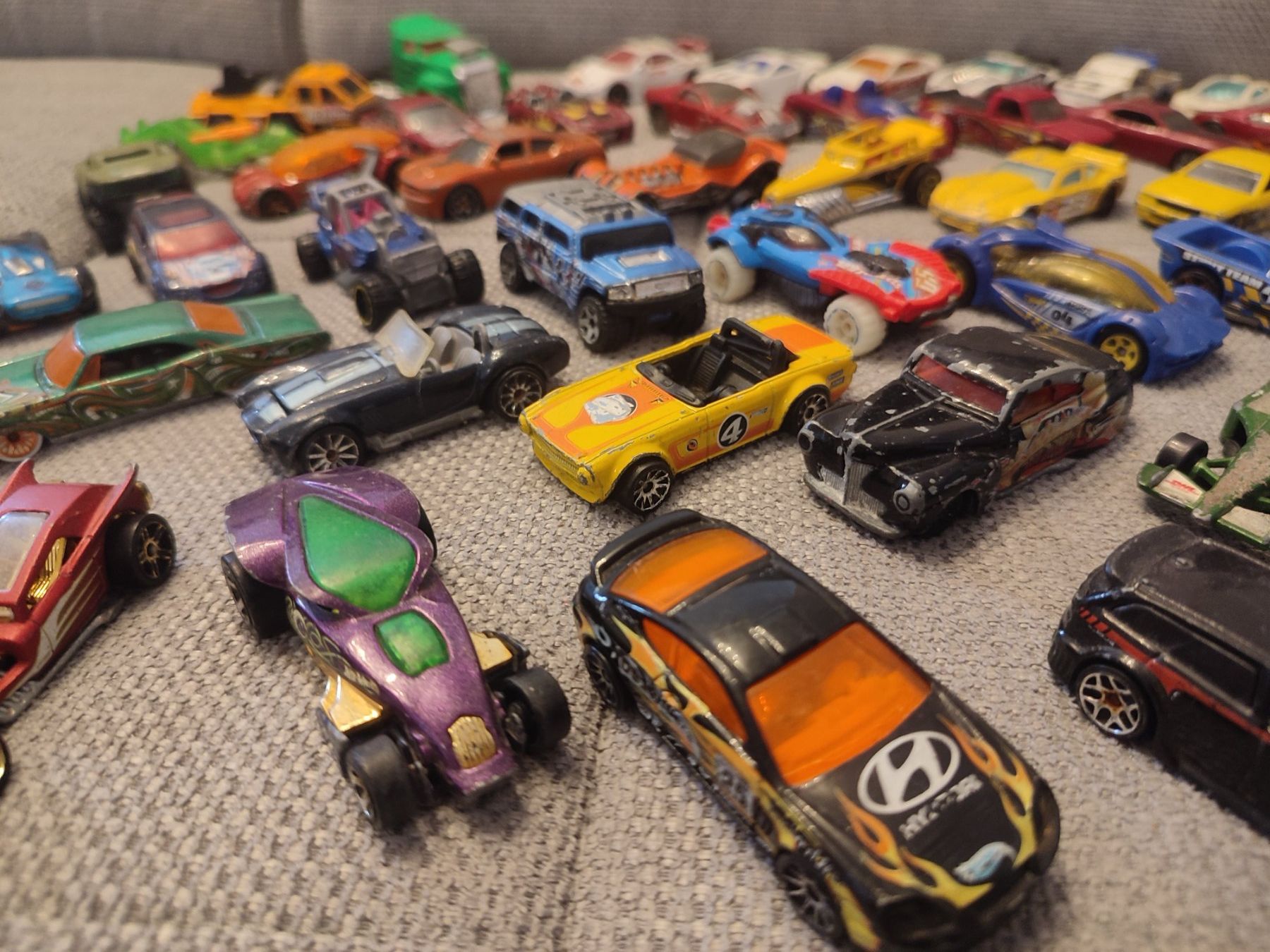 Hot Wheels Modellini d'auto: Lot petites voitures Hot wheels – Usato da Bougy-Villars venduto da Vogue 5