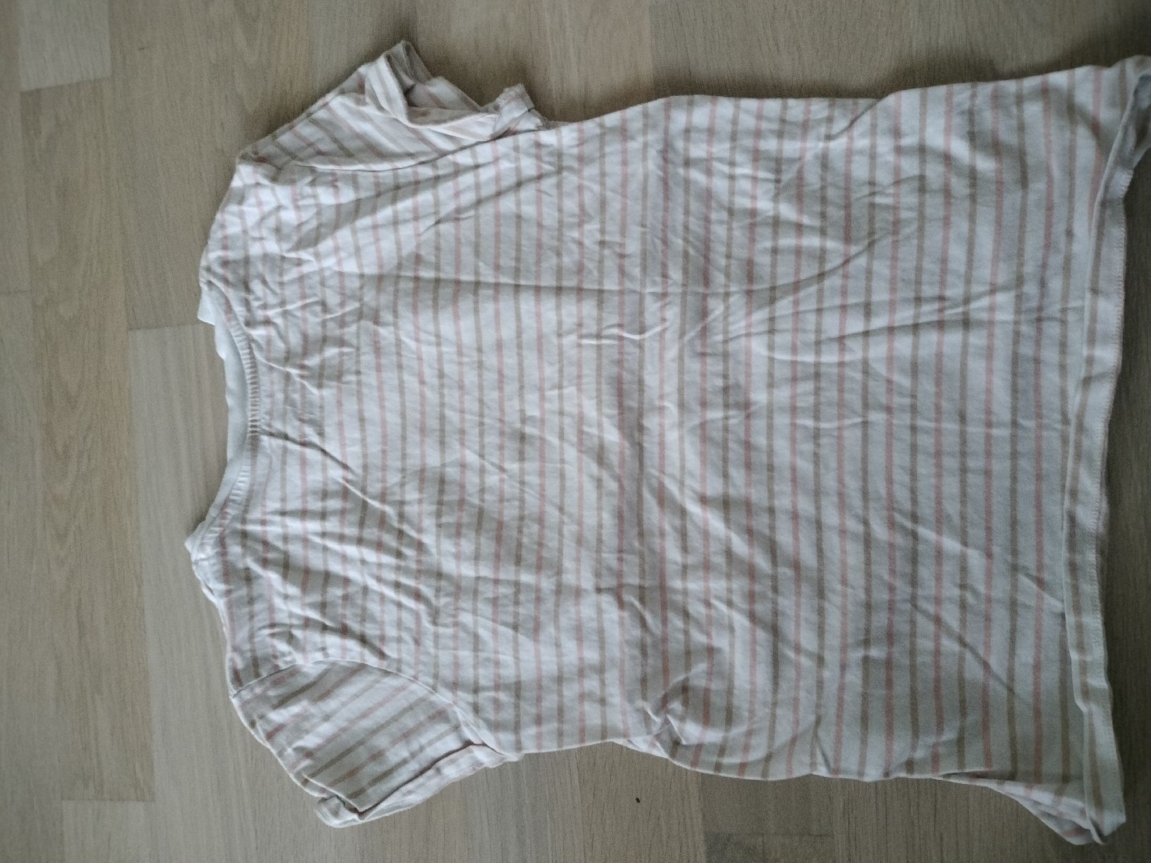 Levi's T-shirt: Tshirt Levi's XS – Nuovo (secondo la descrizione) da Chavannes-Renens venduto da mapaemsa 4