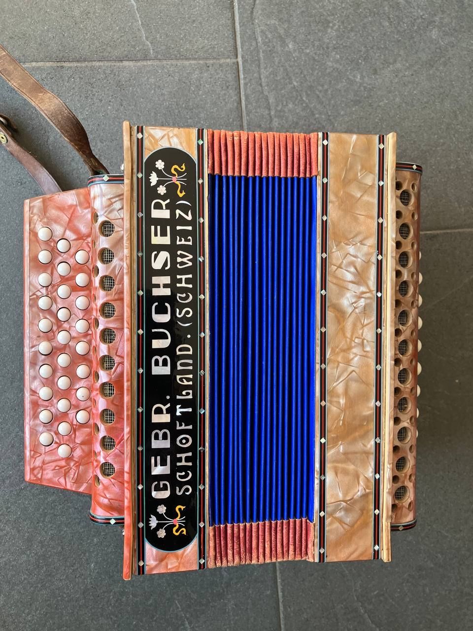Strumenti musicali: Schwyzerörgeli Buchser – Difettoso da Schiers venduto da Josta72