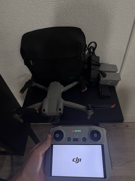 RC Modellbau: Drône DJI Mavic Air 2S Fly More Combo – Gebraucht aus Vevey von diogodasilva_