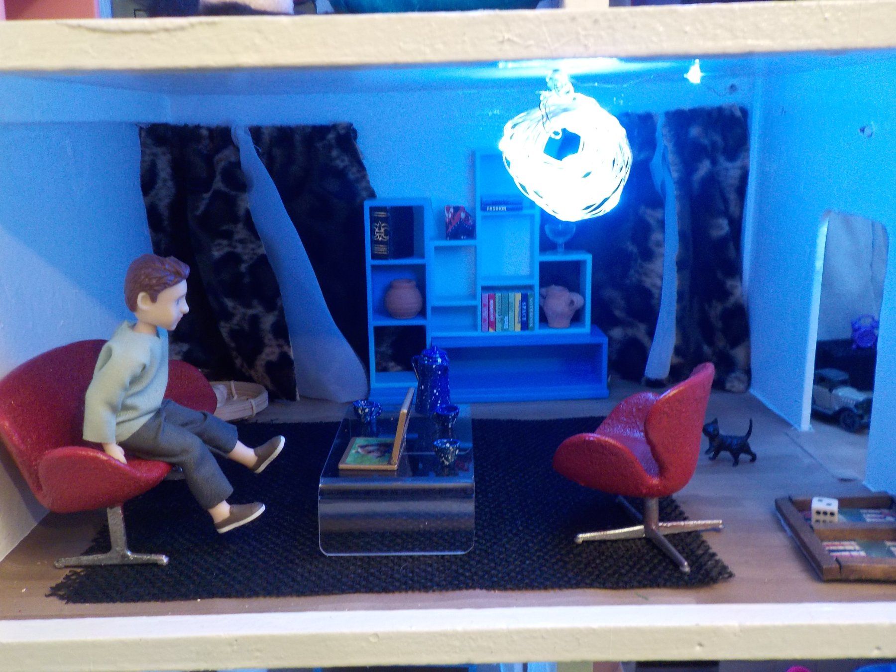 Lundby Case e mobili per bambole: Lundby Puppenhaus voll eingerichtet mit Licht – Usato da Muri b. Bern venduto da Salobre 4