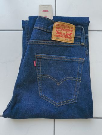 Levi's 505 Jeans dunkelblau W32 L32 neu mit Etikett