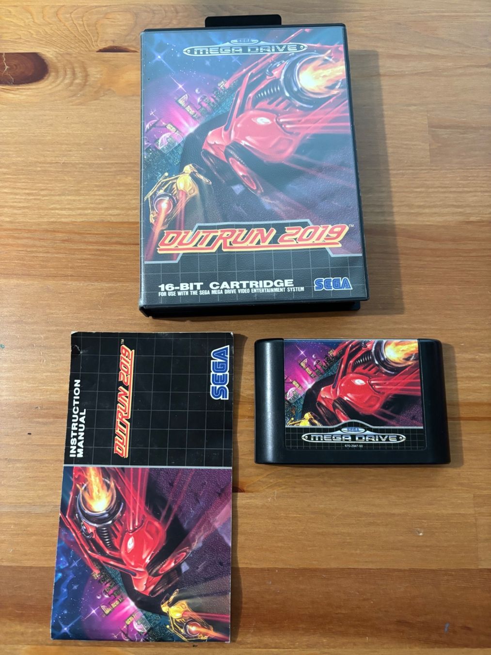 Sega Spiele: Outrun 2019 [Mega Drive] - komplett – Gebraucht aus Killwangen von  3