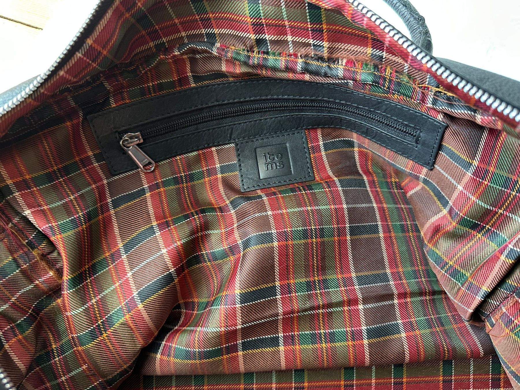 Taschen: Geräumige Leder Tasche schwarz von Kitchener items – Neu (gemäss Beschreibung) aus Gümmenen von FelizitasHermann 7