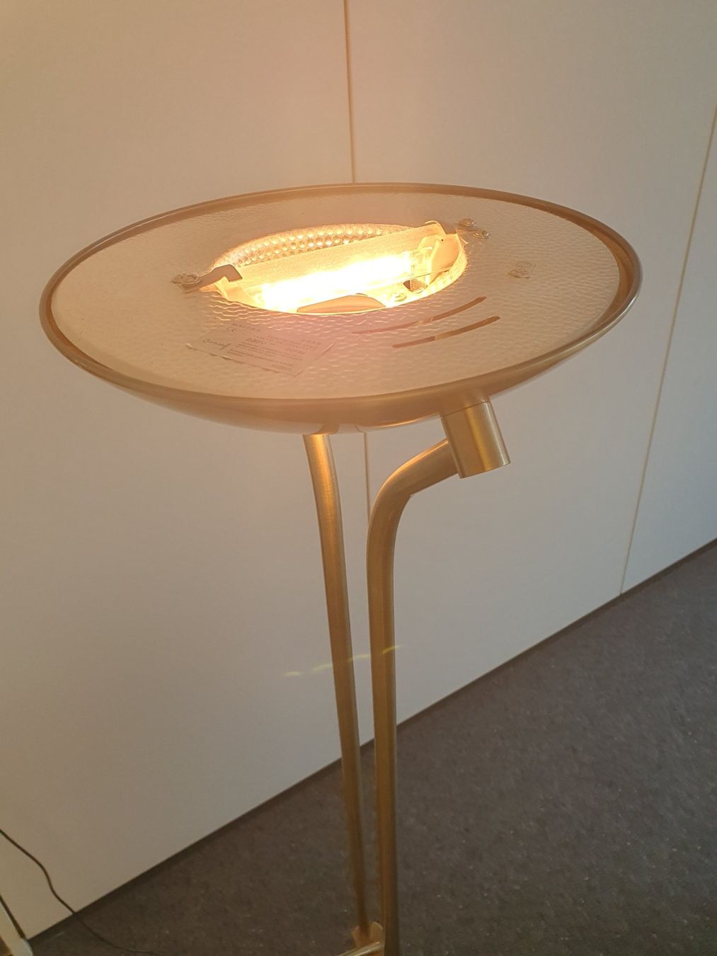 Lampes: Stehlampe – D'occasion à Triesen par platzproblem1 2