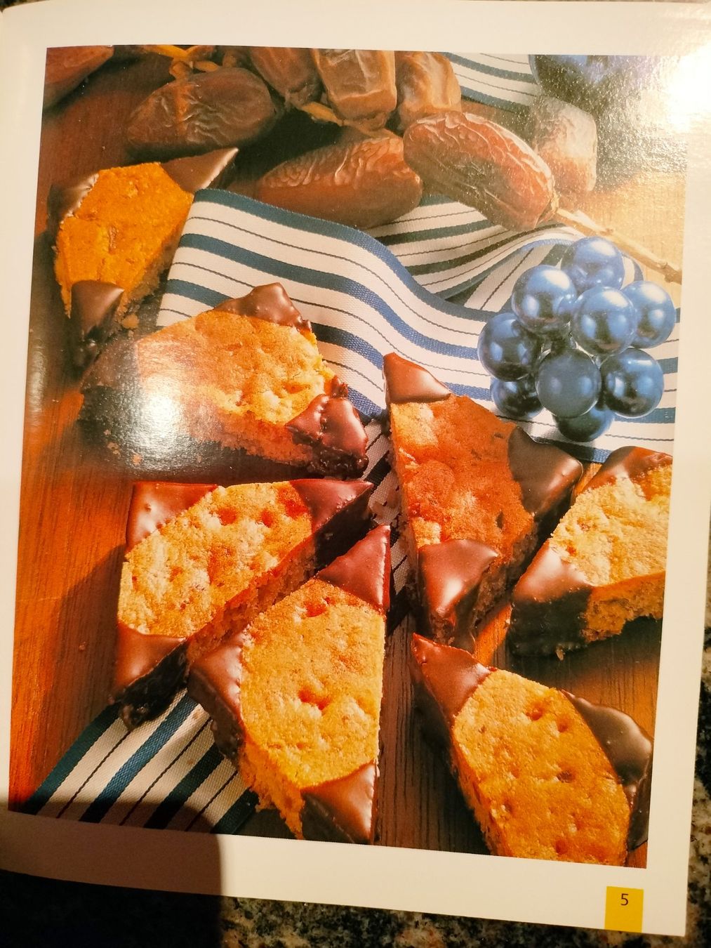 Bücher: Petits gâteaux de Noël – Gebraucht aus Cortaillod von rozinna 1