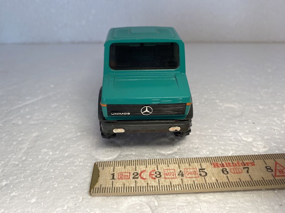 Mercedes Unimog U 1500 Rouge – Cursor 1/50 – Miniature Occasion