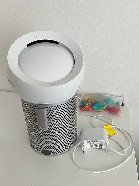 Dyson Purificatori d'aria: Dyson Pure Cool Me BP01 Luftreiniger Tischventilator – Usato da zürich venduto da f_p