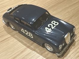 1:43 Modellauto Zustand gem. beiliegenden Bildern