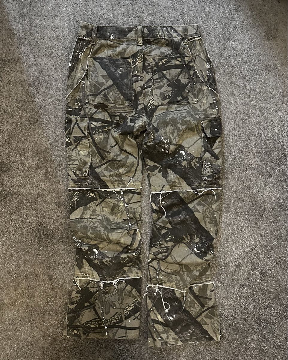 Pantaloni: Korean brand Camo pants size M – Usato da Avry-sur-Matran venduto da car_8b8g 2