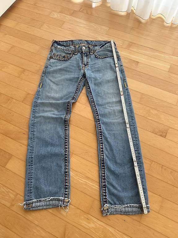 Jeans: TRUE RELIGION JEANS – Gebraucht aus Allschwil von adr_nh68