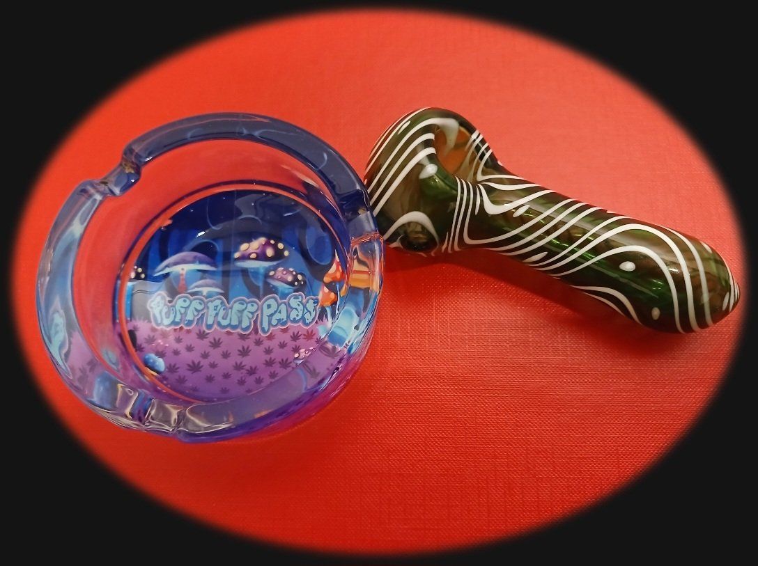Bicchieri: Glass Smoking Set – Nuovo (secondo la descrizione) da Zürich venduto da Marco-2nd-hand