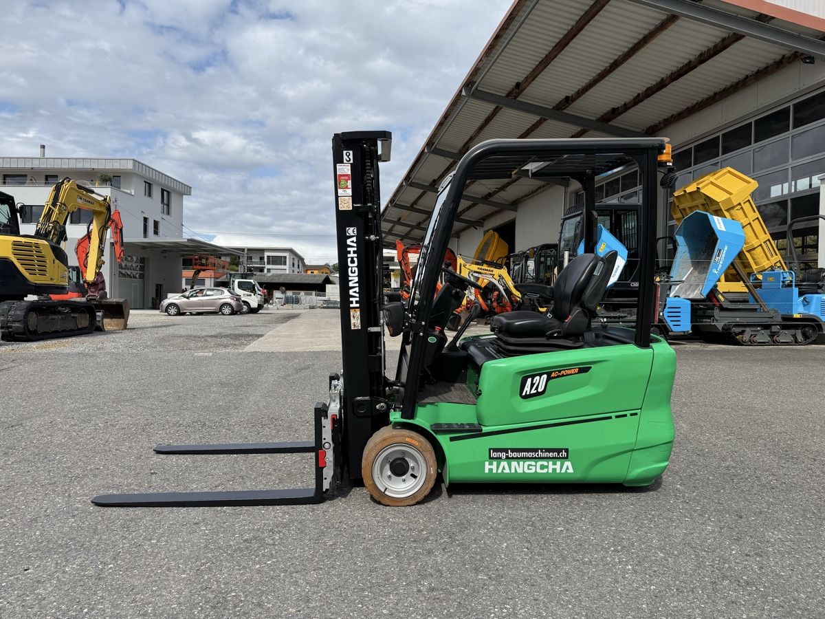 Carrelli elevatori e a forche: Elektrostapler mit top Ausrüstung – Usato da Sempach Station venduto da Gosler86 1