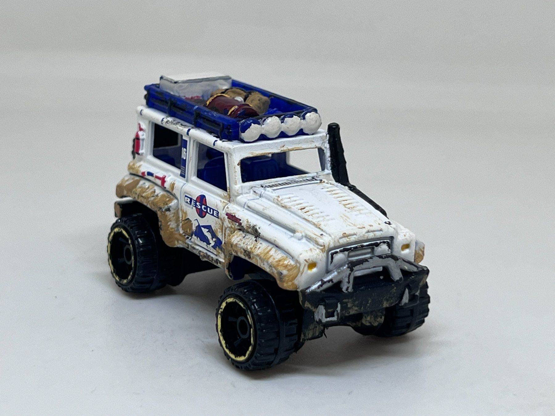 Matchbox Modellautos: Matchbox Dune Dog #143 – Gebraucht aus Wildegg von LaaBoutique