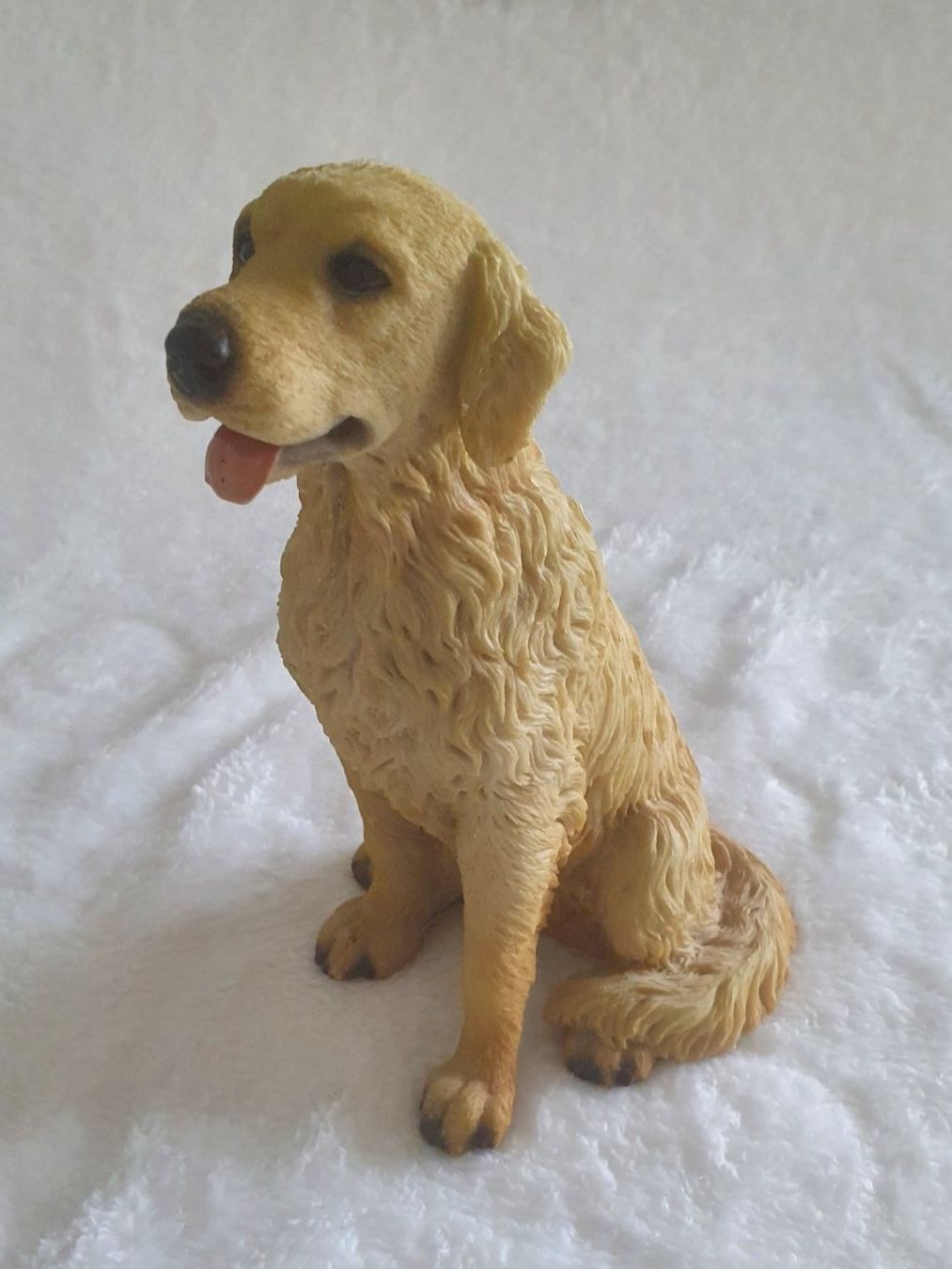 Statuette: Figur "Golden Retriever" aus Kunststein oder Resin – Usato da Abtwil AG venduto da MaVo.0710 1