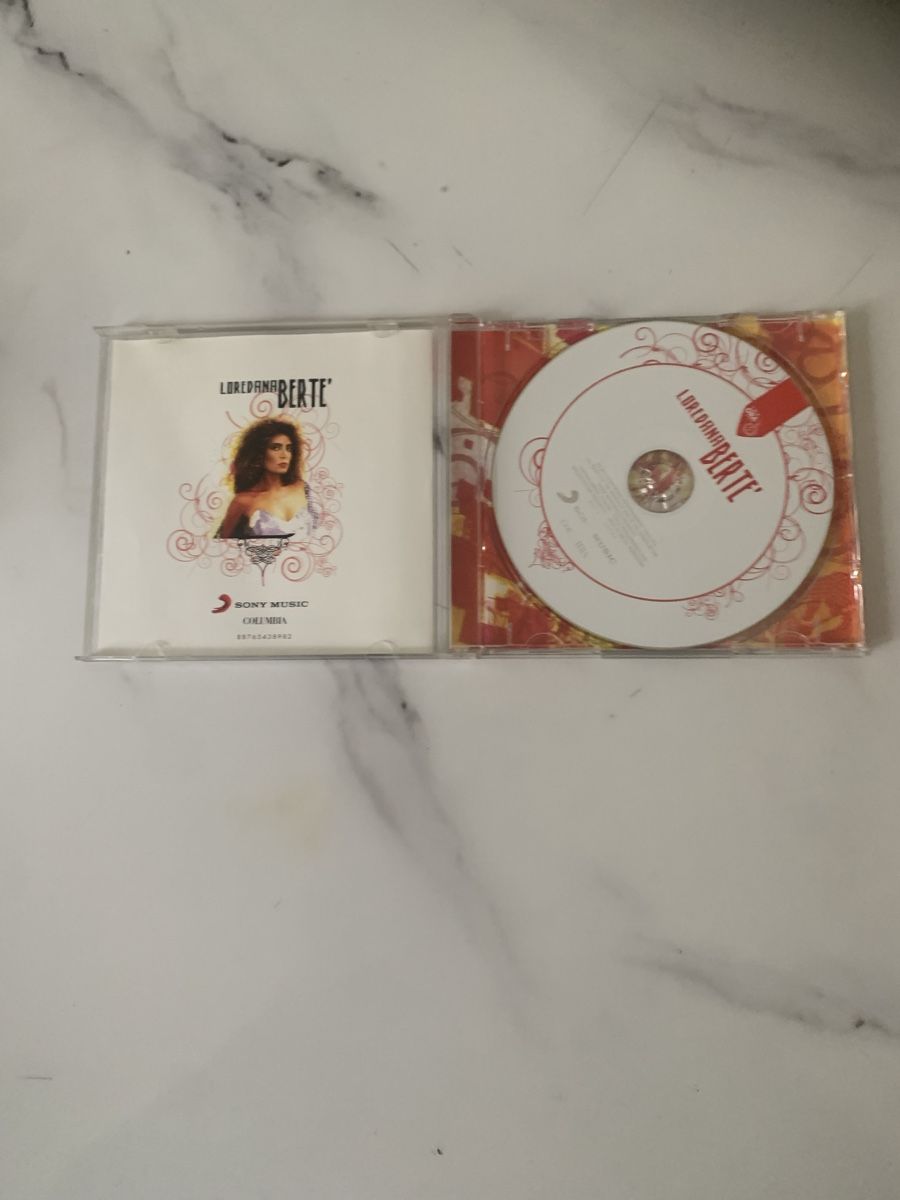 CD: Loredana Berté/ un Ora – Usato da lausanne venduto da Ccheche 1