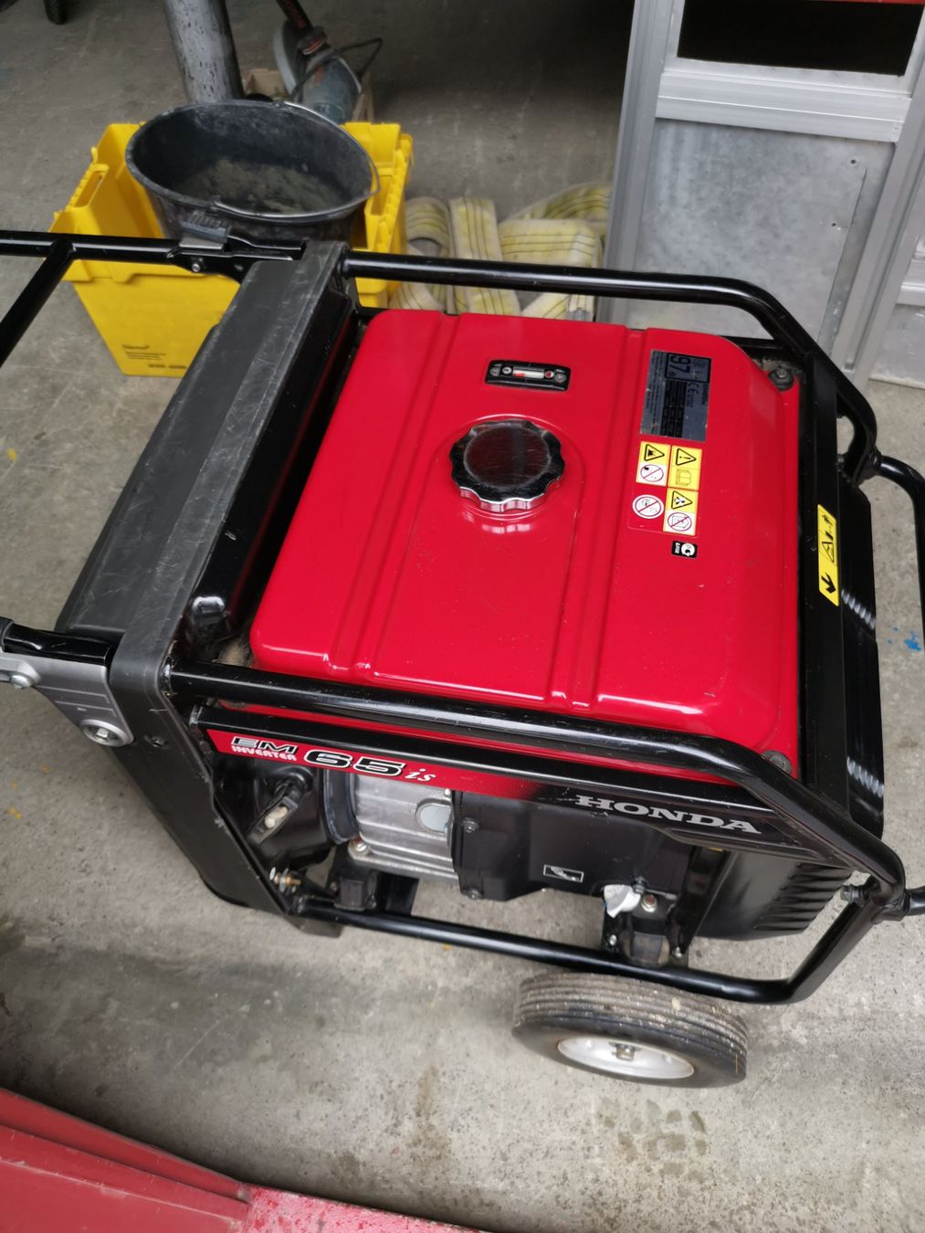 Honda Generatori di corrente: Honda Generator 65is neuwertig – Nuovo (secondo la descrizione) da Zürich venduto da adi0111 6
