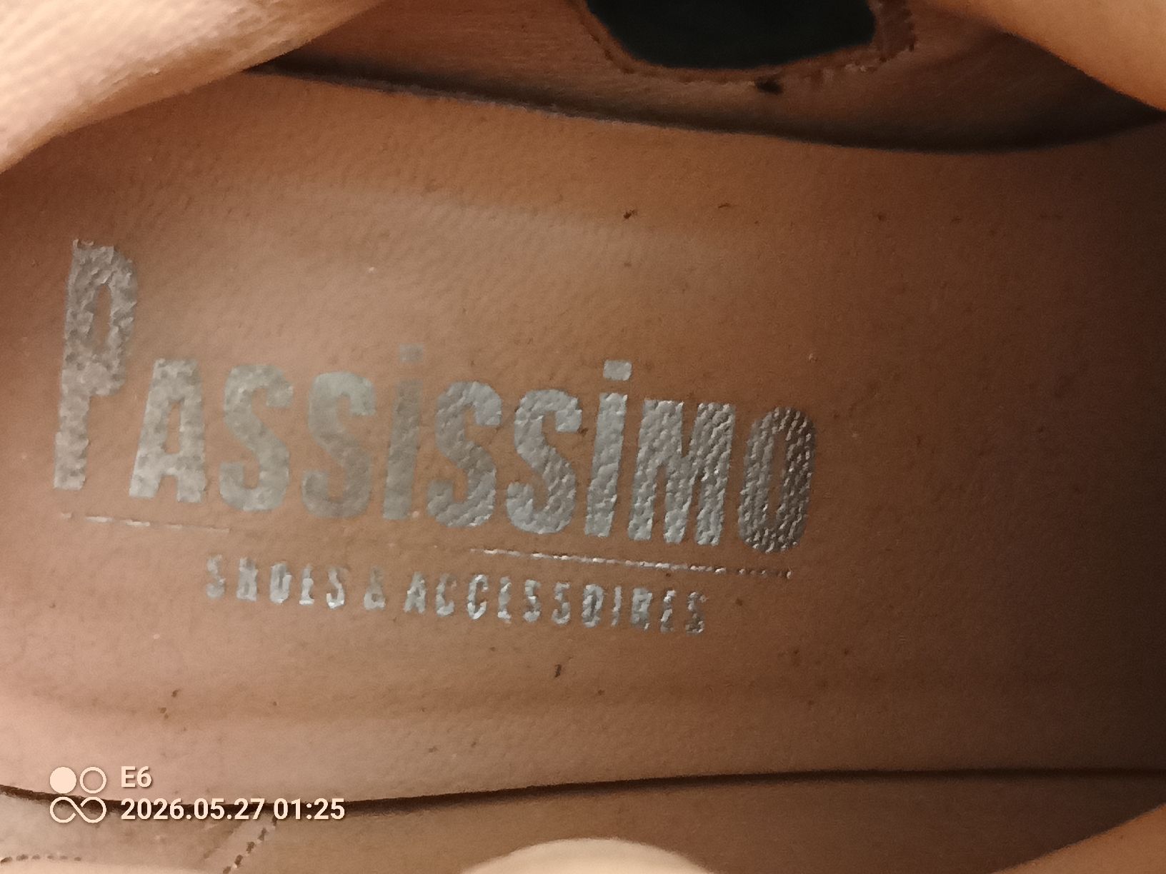 Scarpe da donna: Eleganter Stiefel mit Plateau – Usato da Zürich venduto da Mitzi6 7