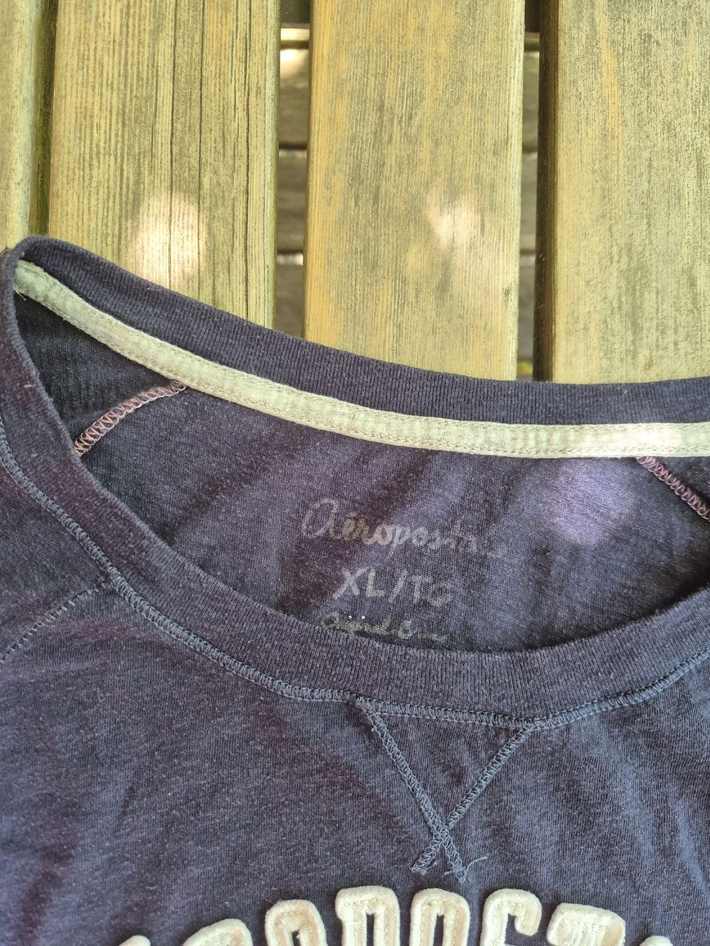 Top: Y2K Shirt von Aeropostale – Usato da Winterthur venduto da nel_6svj 1