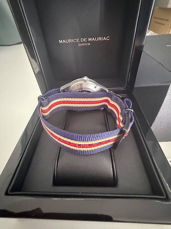Uhren: Maurice de Mauriac Basel Date – Gebraucht aus Zürich von timeio-swapwatch 6