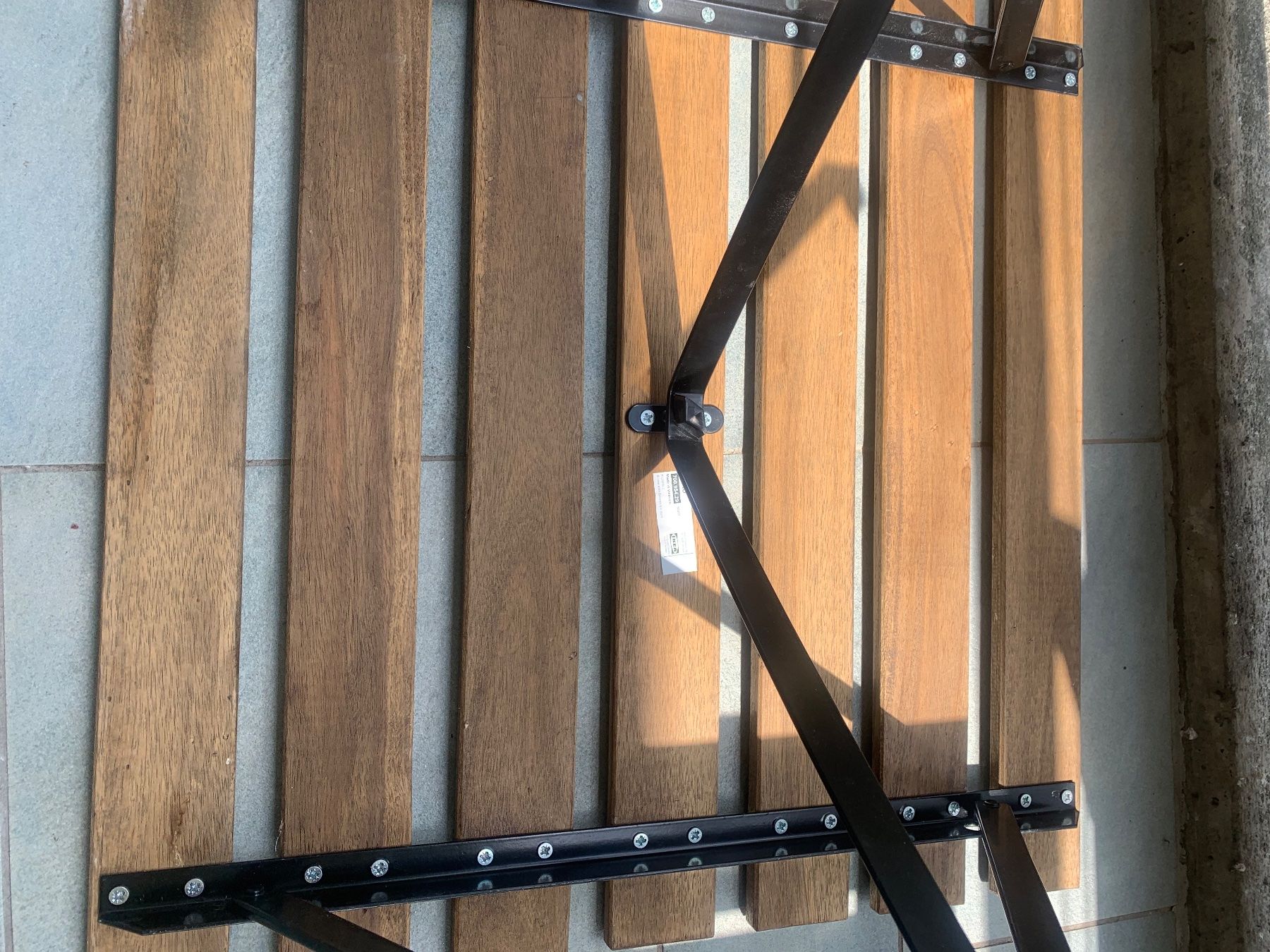 Ikea Set di tavolo e panche: Törns-Balkon Tisch mit 2Stühle – Usato da Biel/Bienne venduto da maza06 2