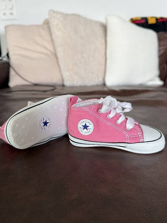 Scarpe per ragazzi: Baby Converse Schuhe – Usato da Gibswil venduto da mel_x5qv 2