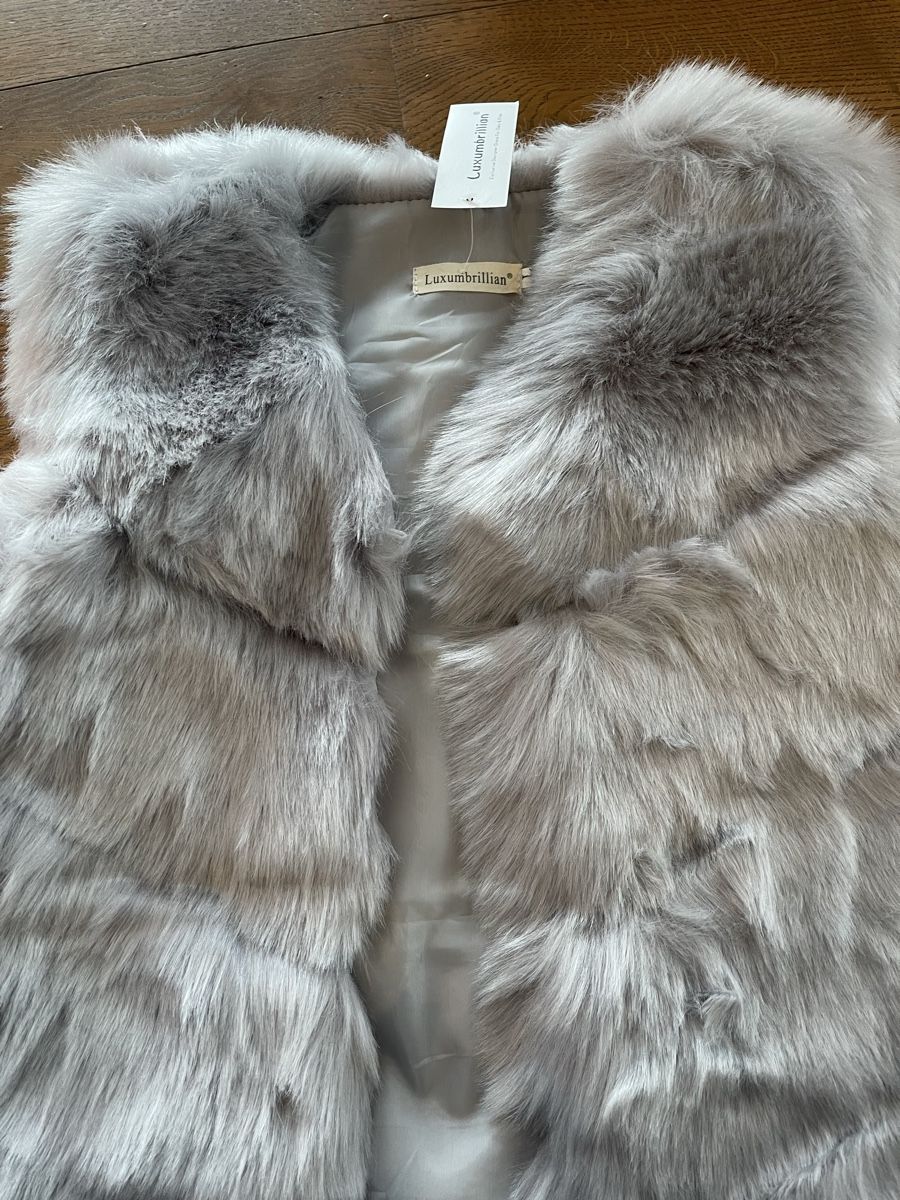 Gilet & Giacche senza maniche: Neues hellgraues Kunstfell Gilet Gr M – Nuovo (secondo la descrizione) da Bassersdorf venduto da Sandy456 3