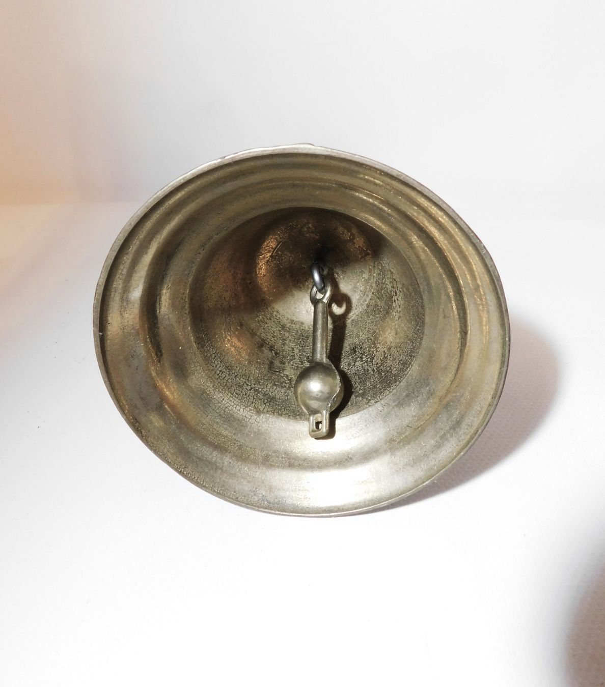 Campanacci mucche: Vintage 8" Messing Glocke Holzgriff 1930er – Usato da Emmenbrücke venduto da Ulisse-22 1