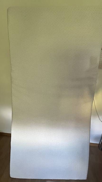 Matelas: Gratis: Matratze 200 x 100 x 18cm – D'occasion à Winterthur par Brummbaer1 3