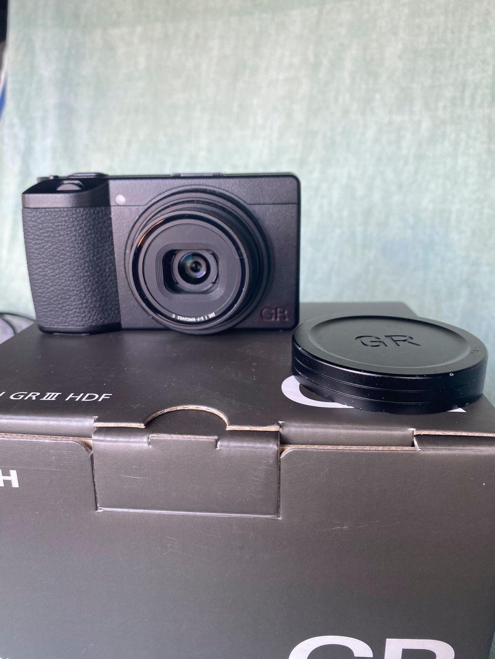 Ricoh Fotocamera: Ricoh GR III HDF – Usato da Mollens VS venduto da Alval
