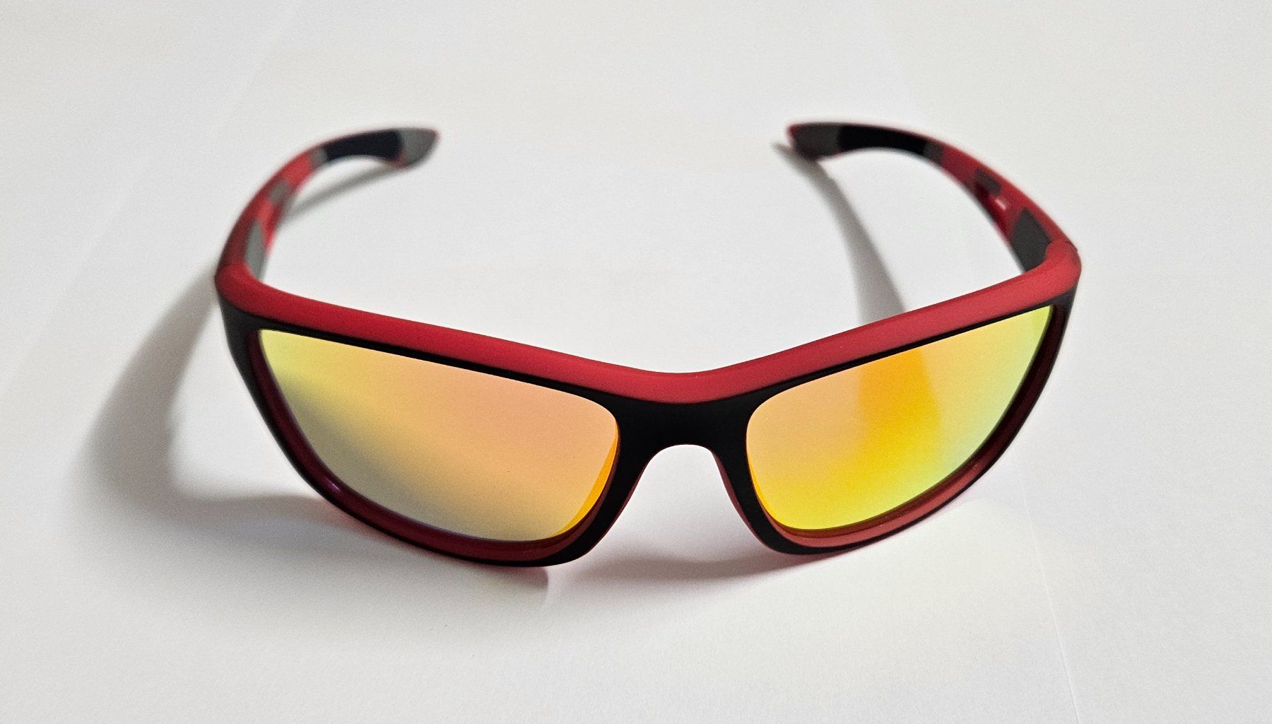 Occhiali & Lenti: Sportliche Herren Sonnenbrille – Nuovo (secondo la descrizione) da Kreuzlingen venduto da RahMal 1