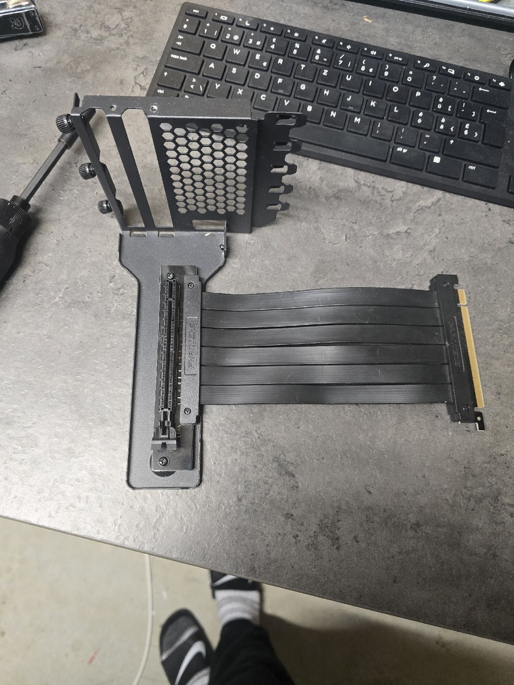 Schede grafiche: Phanteks Vertikales GPU-Bracket – Usato da Münchenbuchsee venduto da ModellBlitz