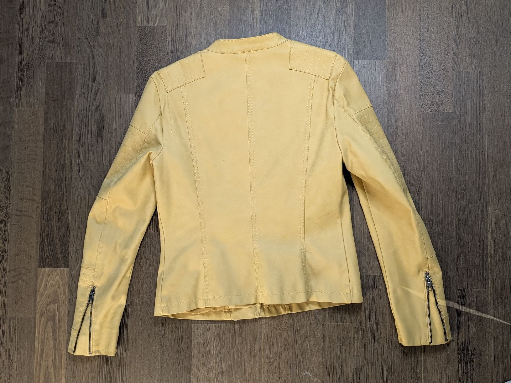Only Vestes: Faux Leder Jacke – Neuf (Voir description) à Zug par eli_2v29 1