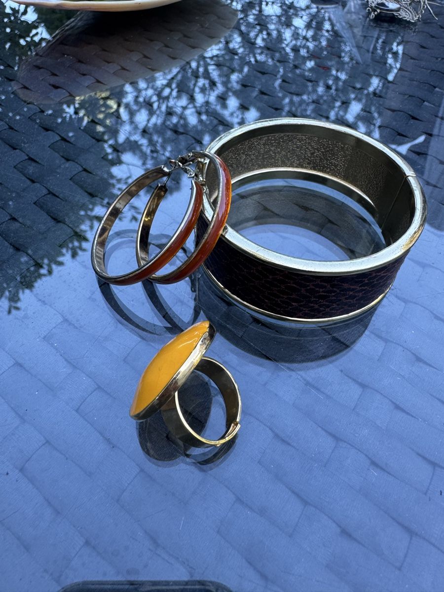 Altri gioielli: Modeschmuck Set: Ohrringe, Armreif & Ring – Usato da Kaltbach venduto da Akt_99 1