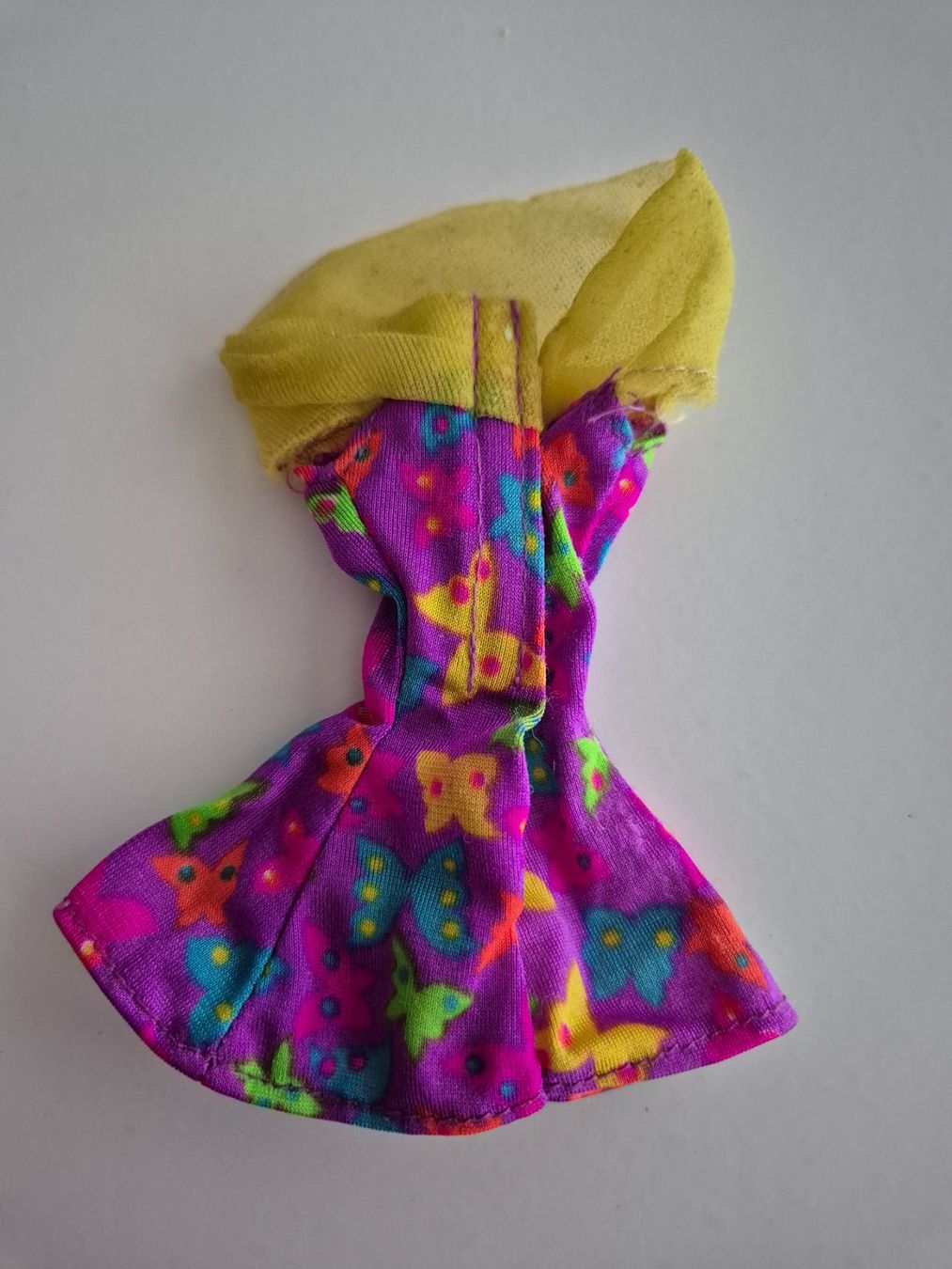 Bambole: Barbie Kleid mit Schmetterlingen – Usato da Zürich venduto da pau_y8mv 1