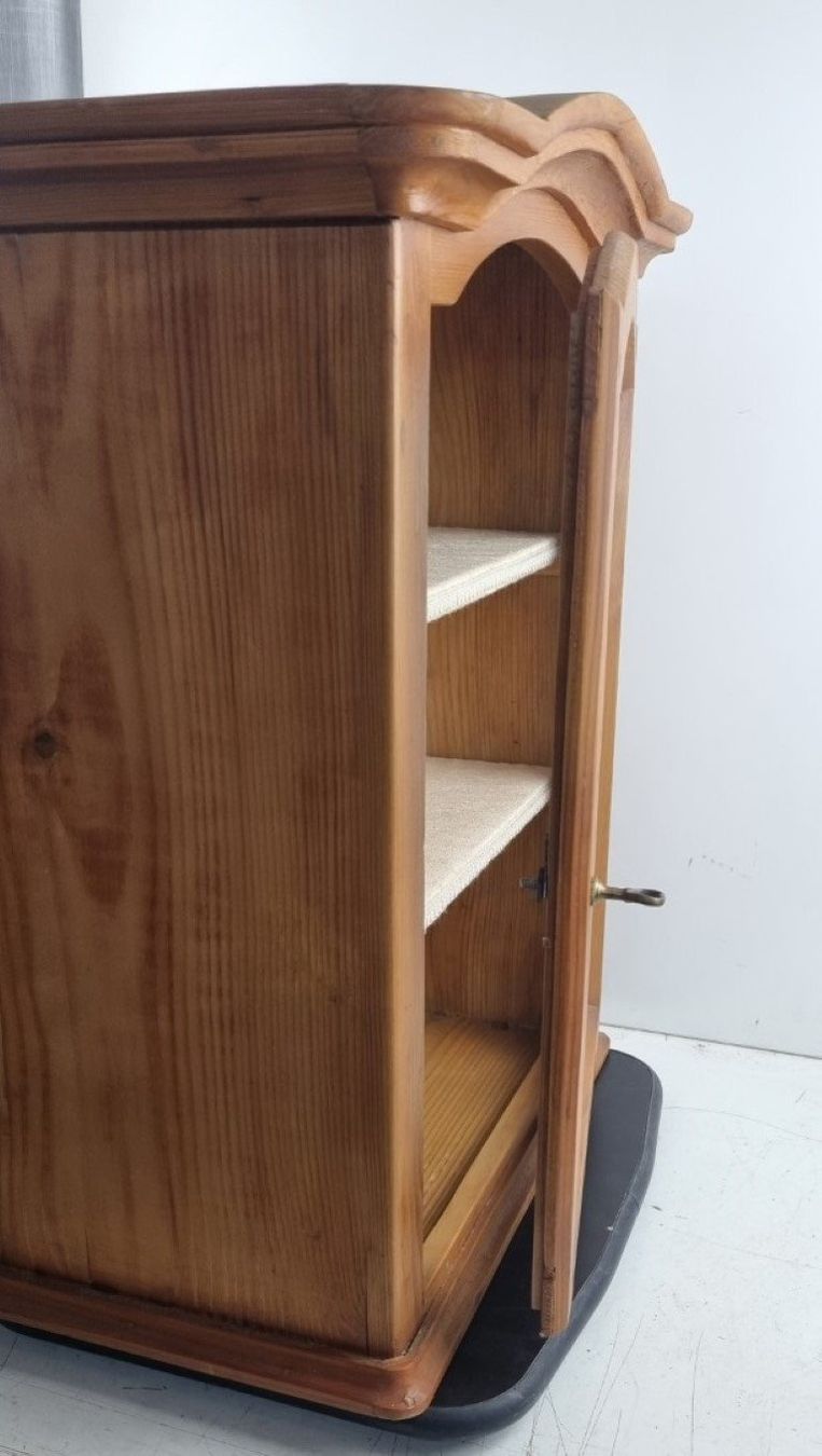 Vetrine: Wandschrank Vitrine Nussbaum braun – Usato da Flums venduto da Flumsantik 5