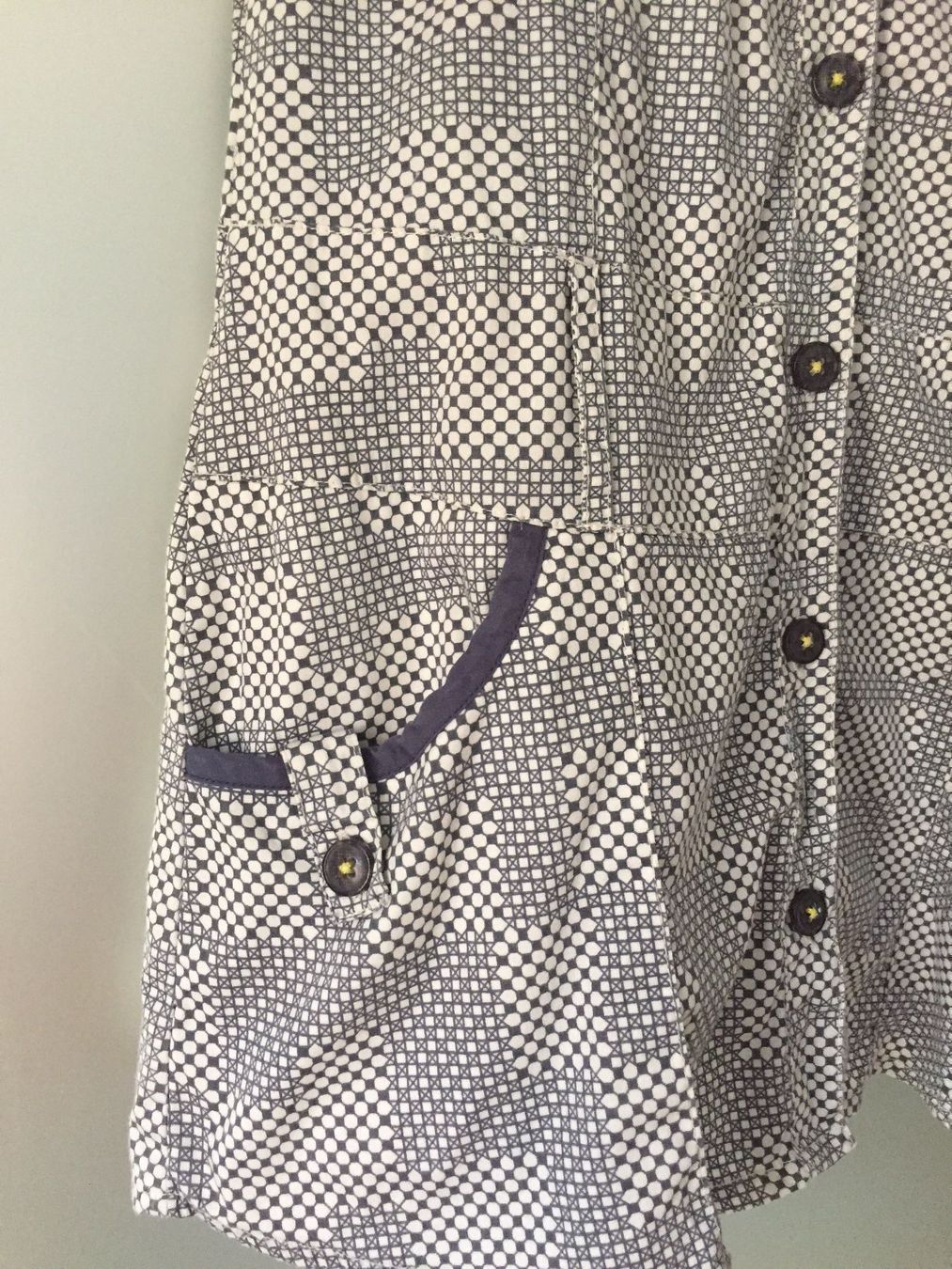 Vero Moda Kleider: Bluse Kleid von Vero Moda, Grösse S-M – Gebraucht aus Zürich von hulahup 1