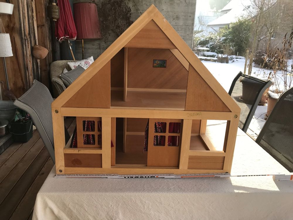 puppenhaus aus holz Kaufen auf Ricardo