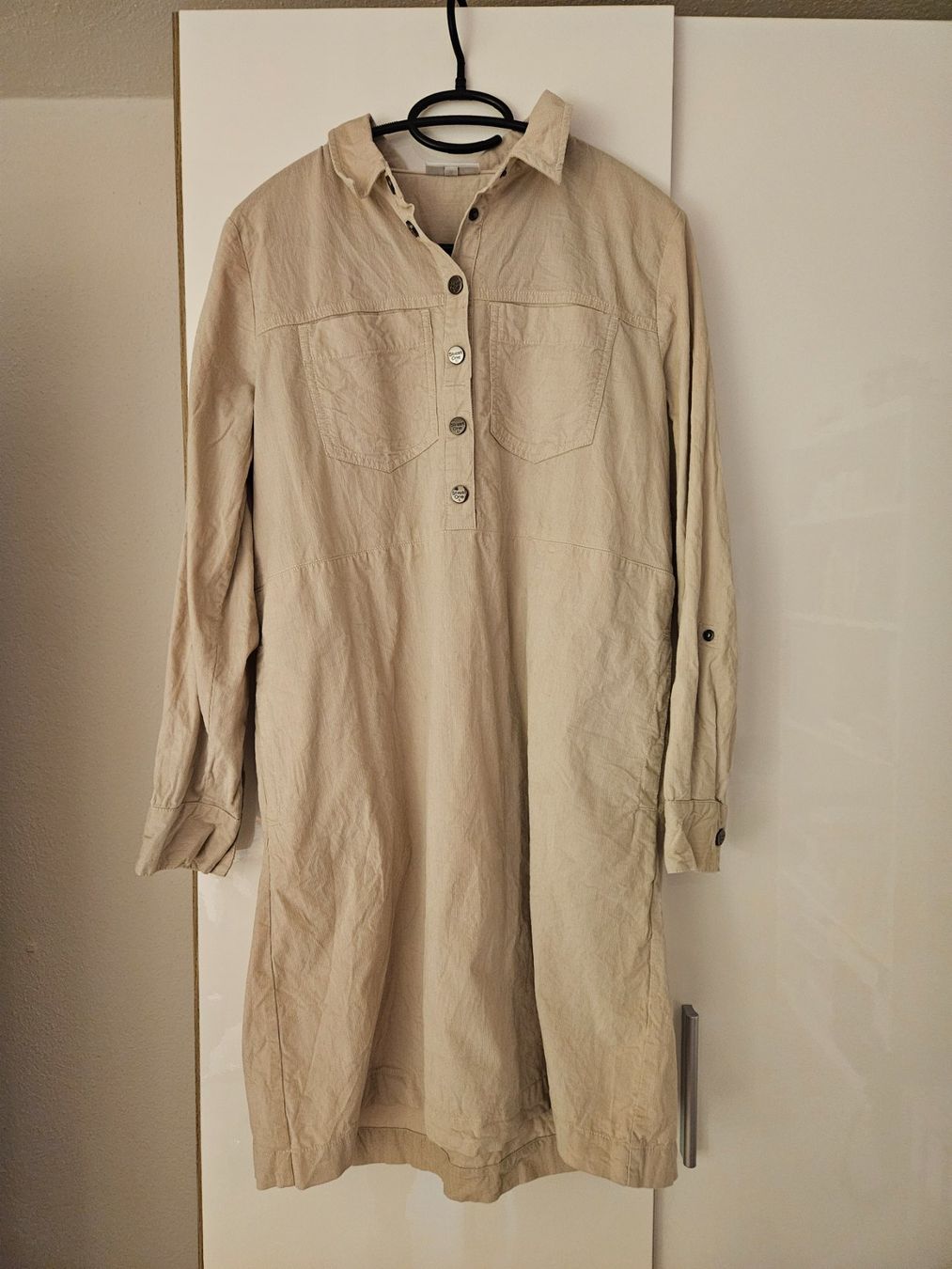 Vestiti: Cordkleid – Usato da Domat/Ems venduto da Snoopy20010