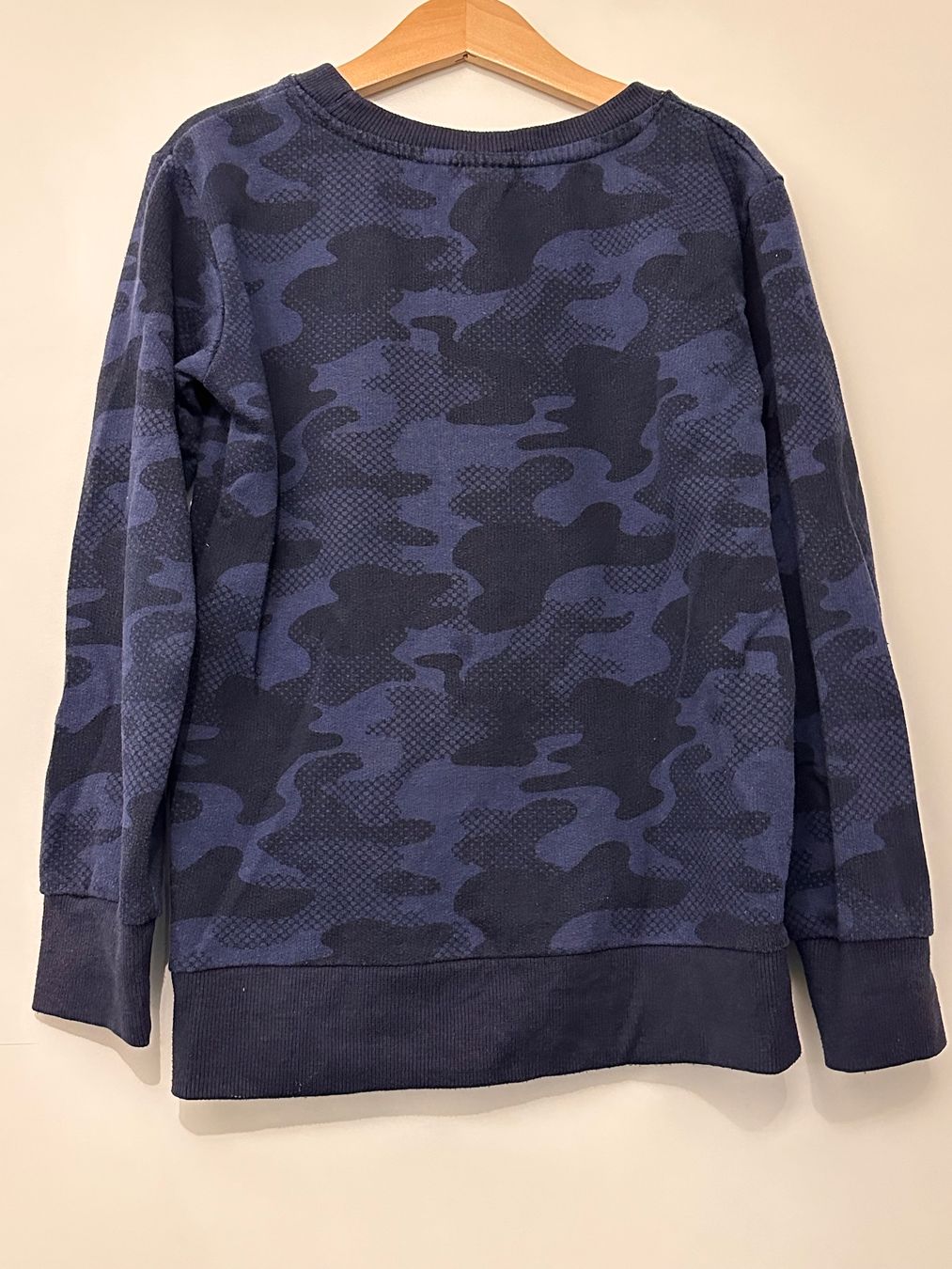 Maglioni & Felpe: YFK Pullover Grösse 128 Camouflage – Usato da Illnau venduto da Xanny777 1
