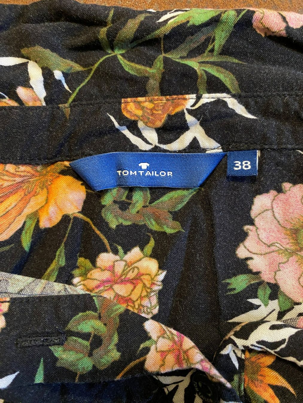 Tom Tailor Camicette: Bluse mit Blumen von Tom Tailor – Usato da Diepoldsau venduto da Mayade 2