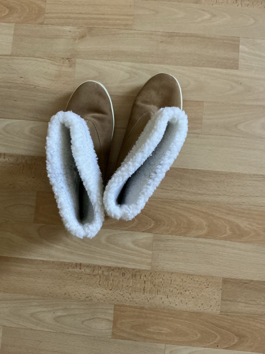 Lacoste Scarpe da donna: Schuhe – Usato da St.Gallen venduto da nat_7n75